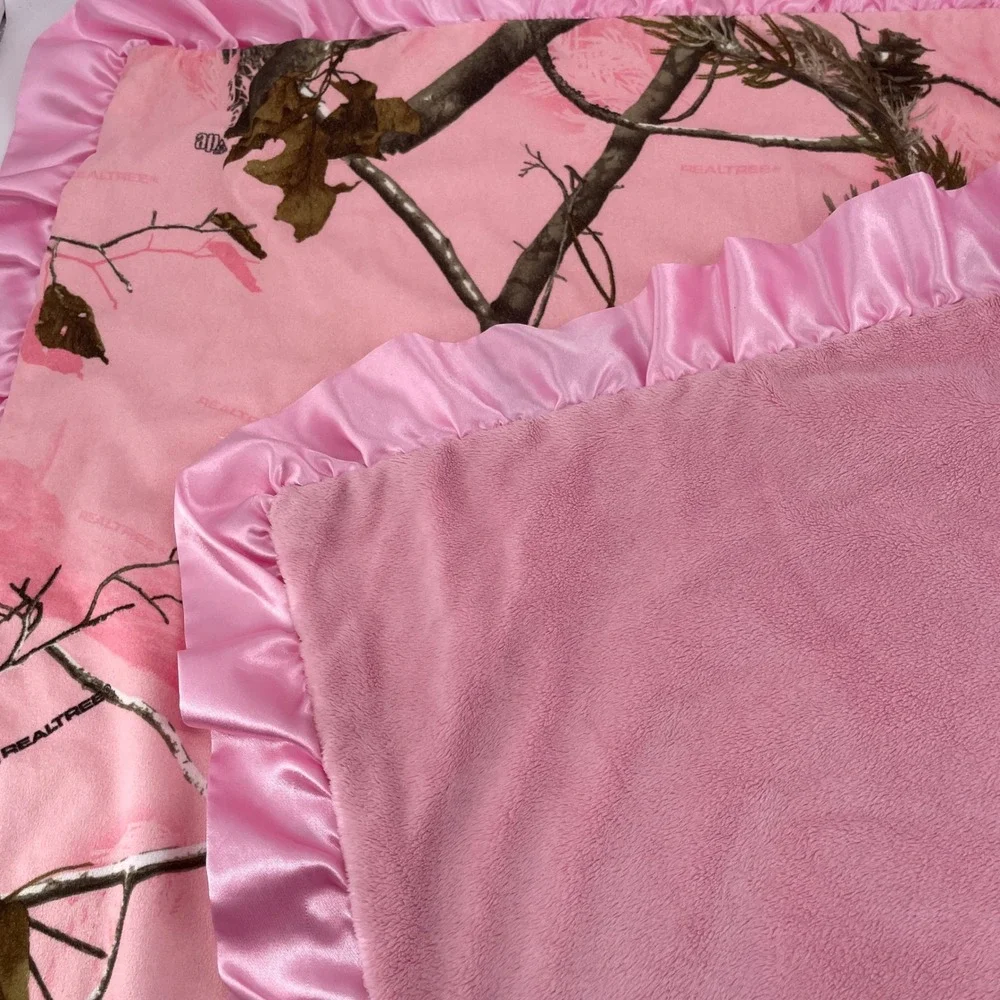 Carstens Realtree AP Pink Camo Baby Blanket Satin Ruffle Trim Fleece 30x30